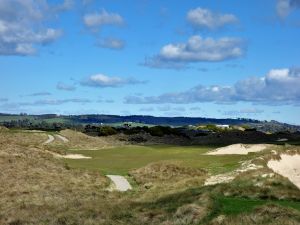 Barnbougle (Dunes) 17th